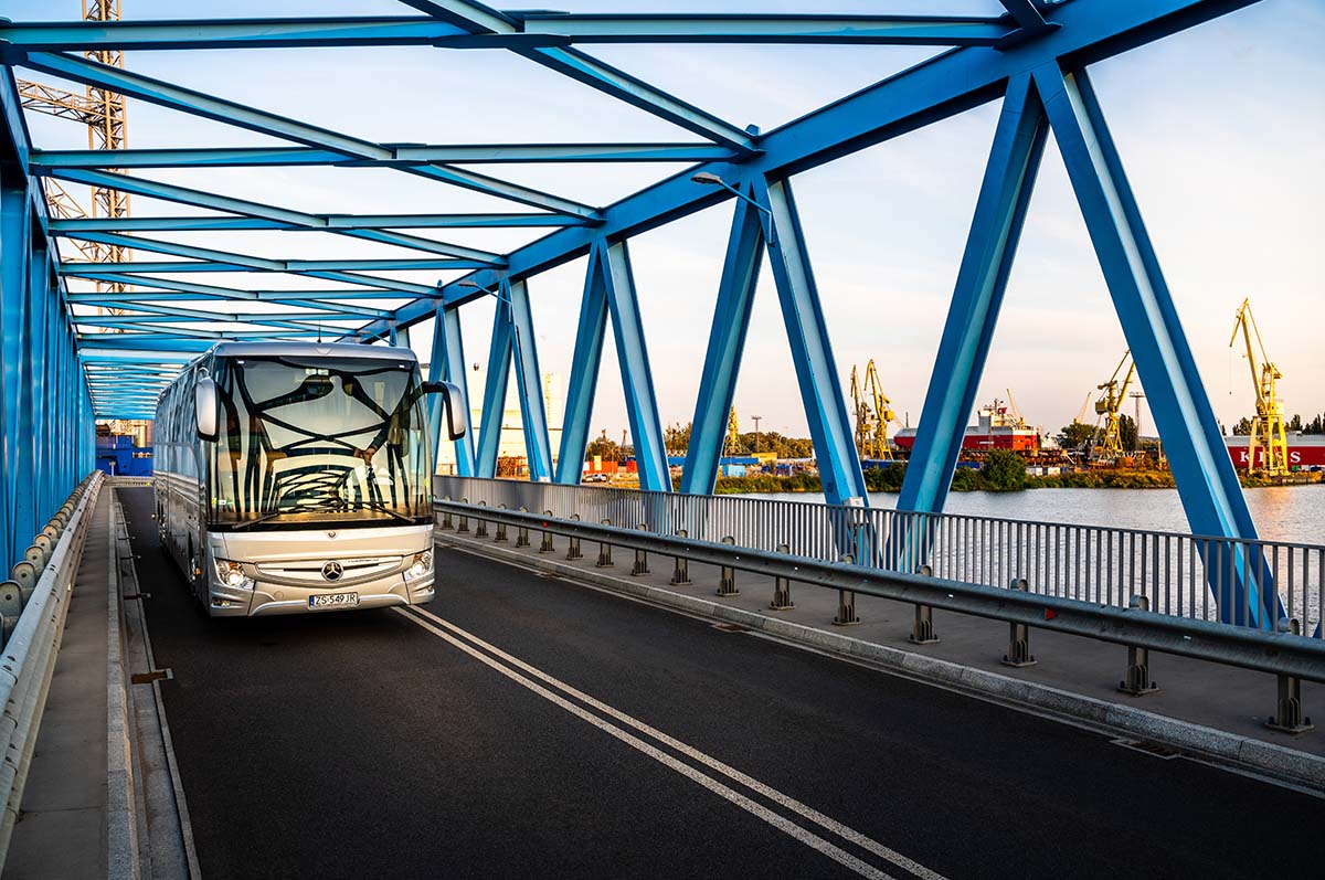 Komfortowe wnętrze autokaru