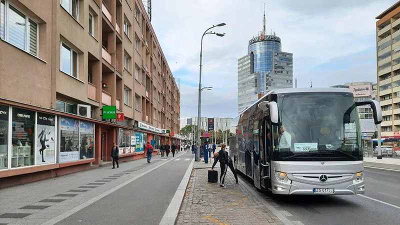 szczecin-loty-plus-przystanek-follow-me