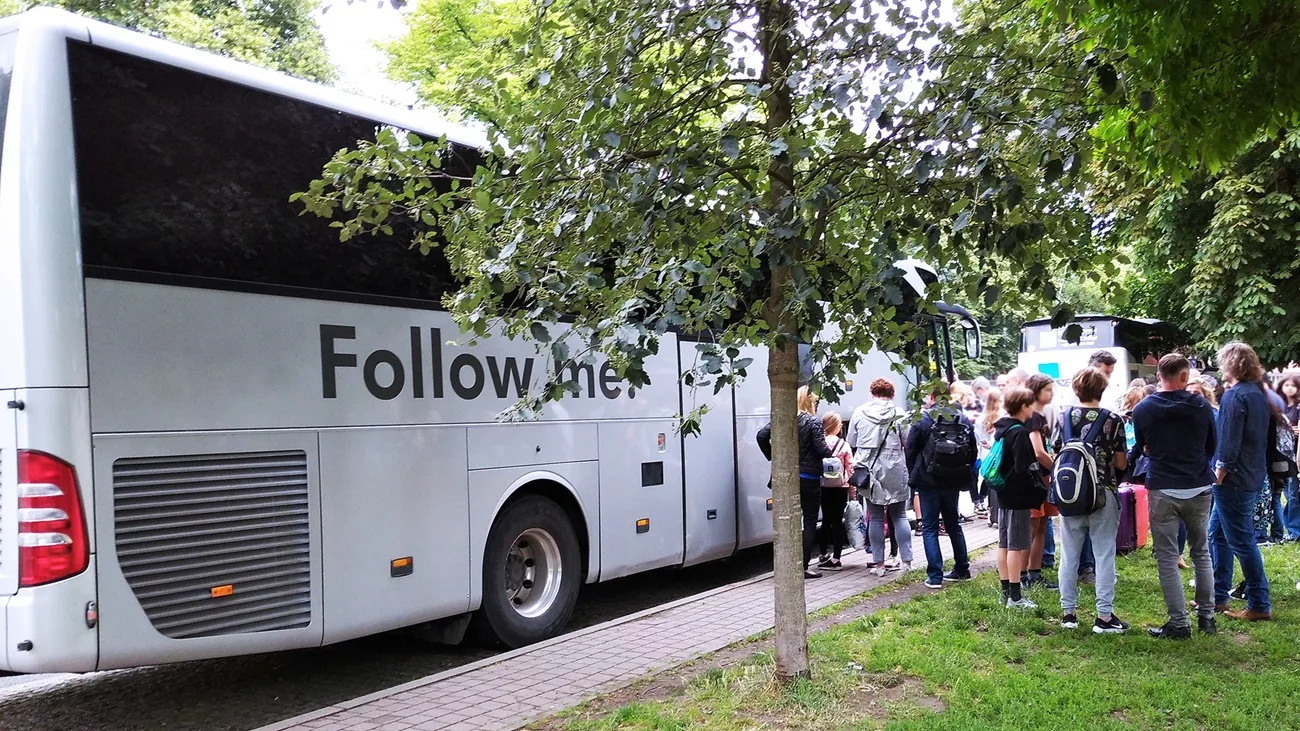 autokary-dla-dzieci-wycieczki-szkolne